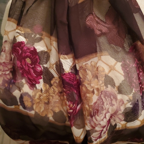 Women's Liz Claiborne Sheer Scarf - Picture 3 of 5